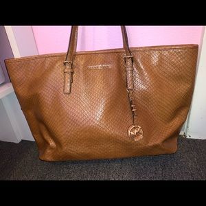 Michael kors purse